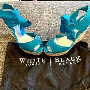 Turquoise platform sandal with tie closure. Size 8 White House Black Market